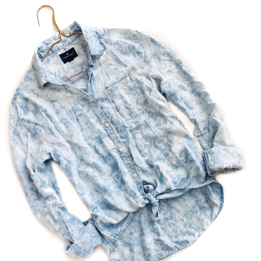 AEO Bleached Chambray Denim Button Up Shirt